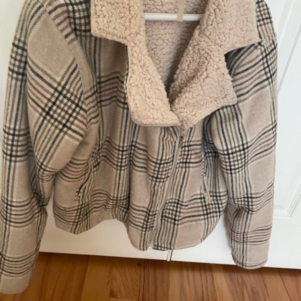 cozy, plaid, washable bomber style jacket